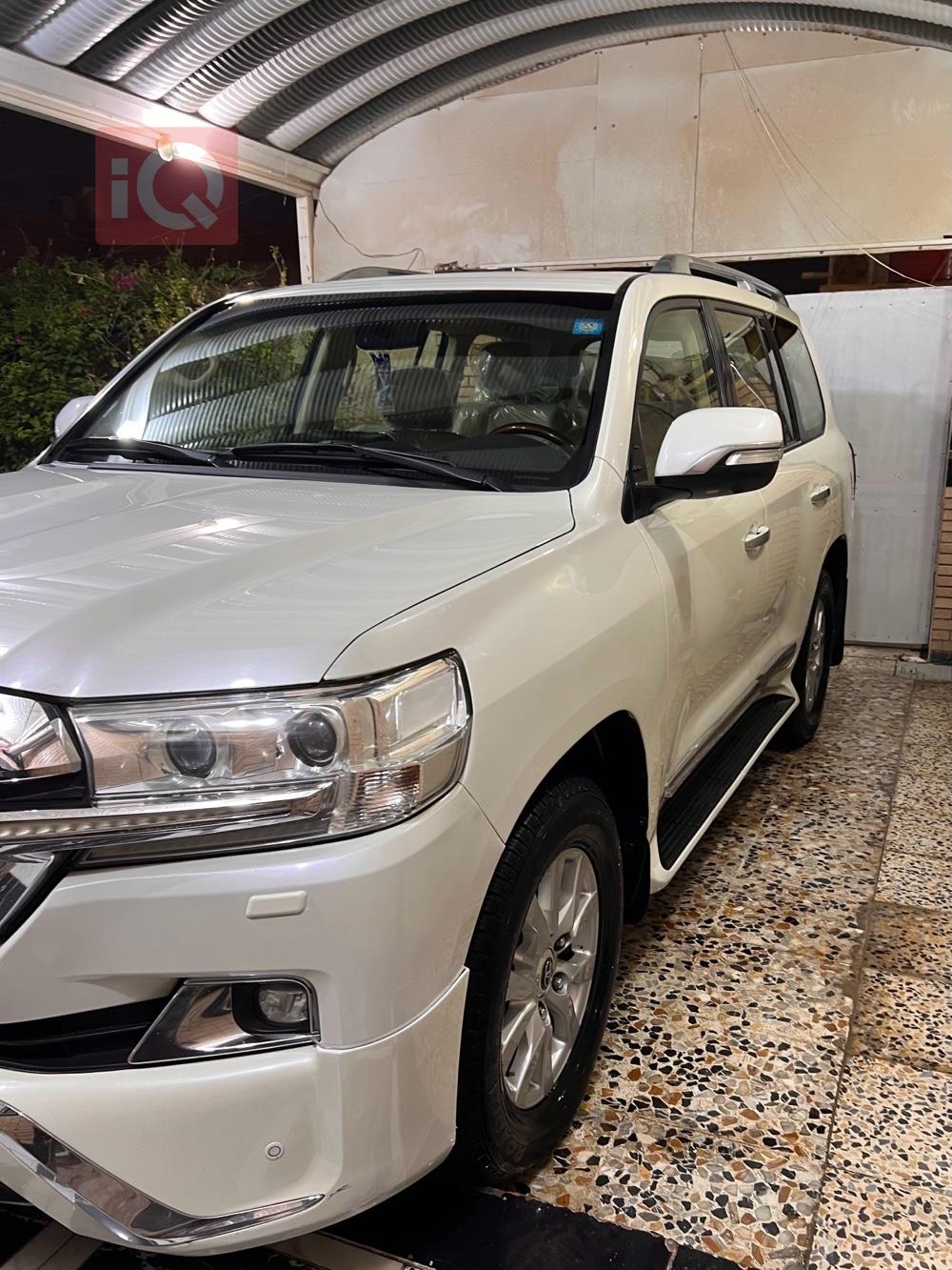 تويوتا لاندكروزر